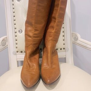 FRYE  Women Size 9 brown boot